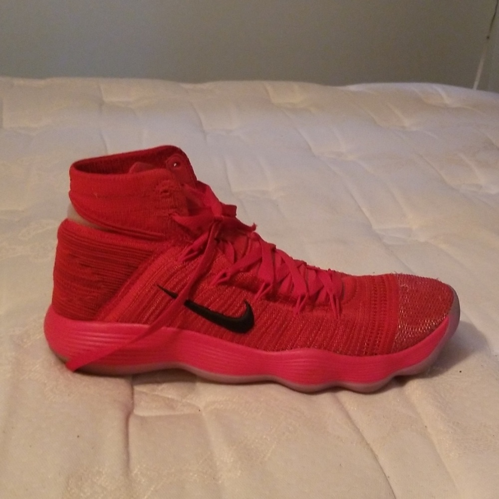 Red Hyper Dunks - image 2